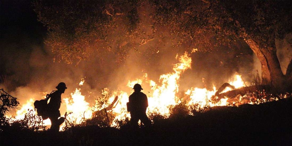 Community Pulls Together After Deadliest Fire in California's History ...