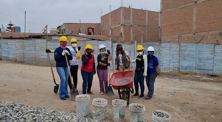 Brazilian volunteers at Los Milagros 2