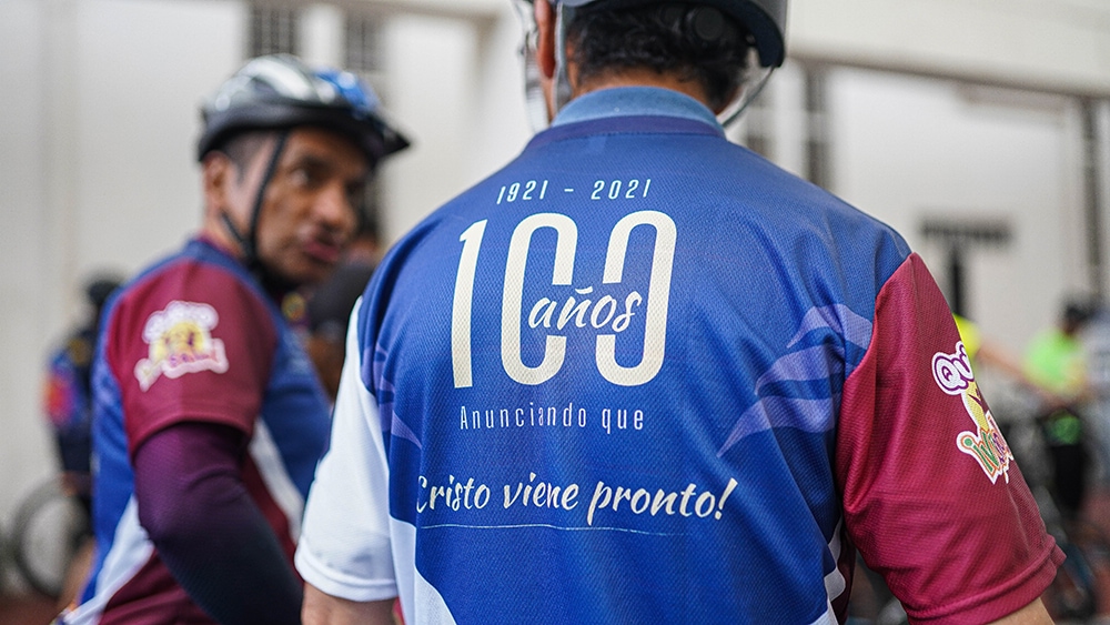 socu cyclist tshirt